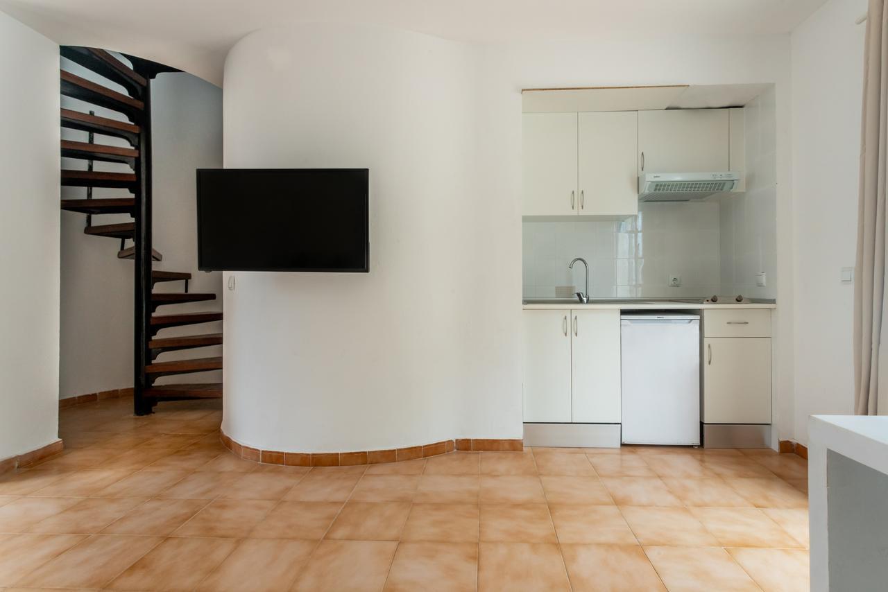 Neighbours Apartments มากาลุฟ ภายนอก รูปภาพ